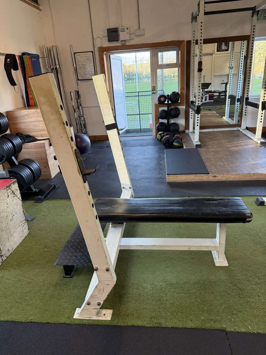 Bench press - Image 2