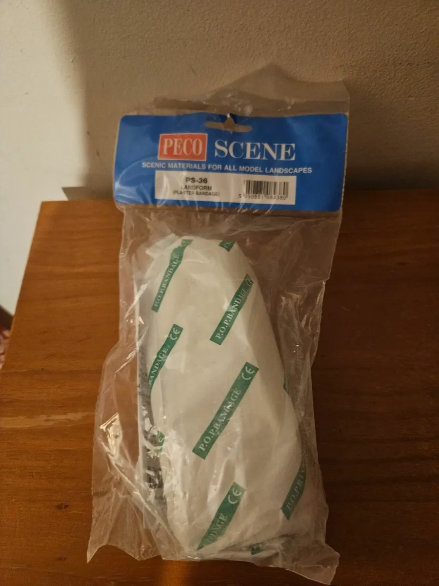 Hornby Peco Plaster Bandage - Image 1