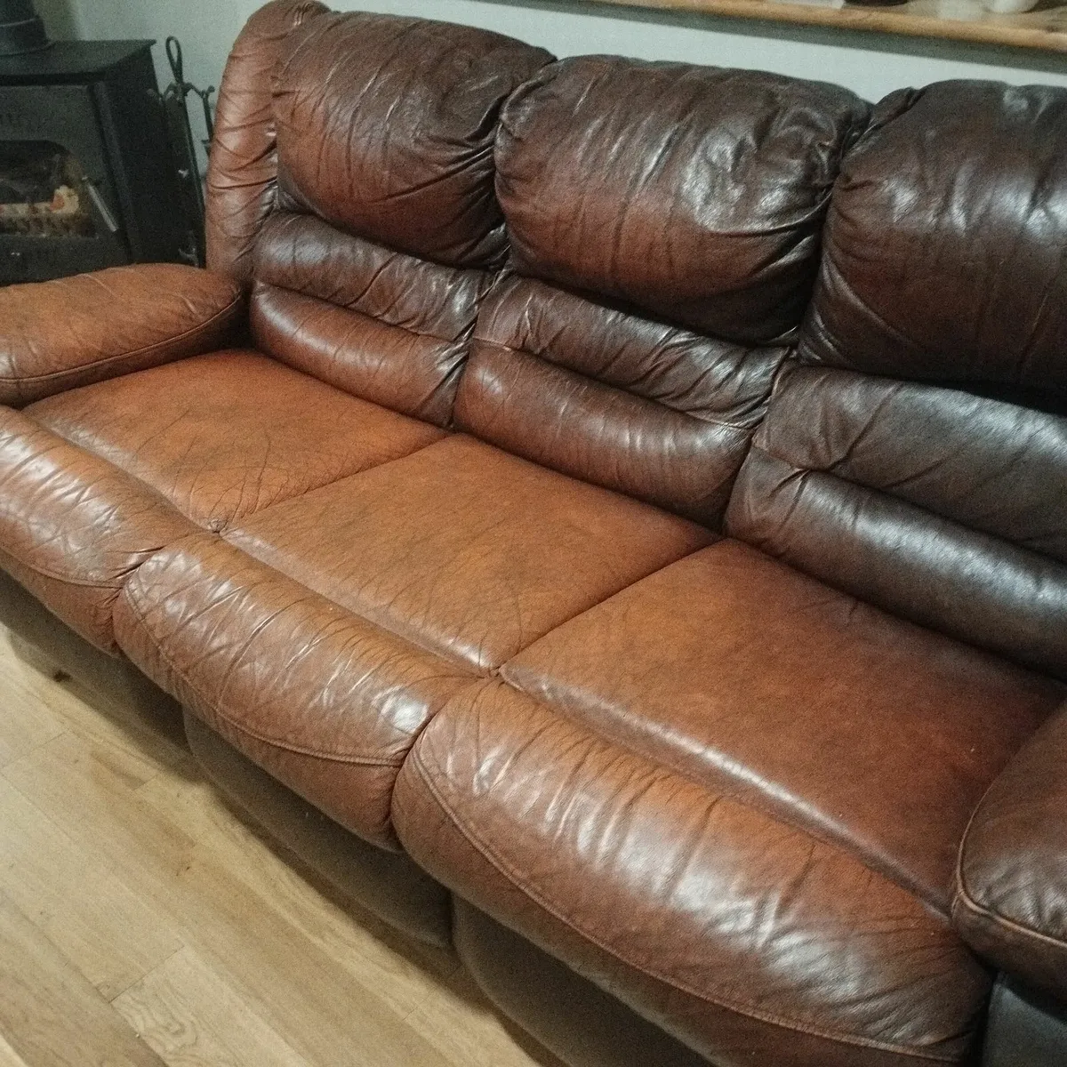 Leather couch - Image 4