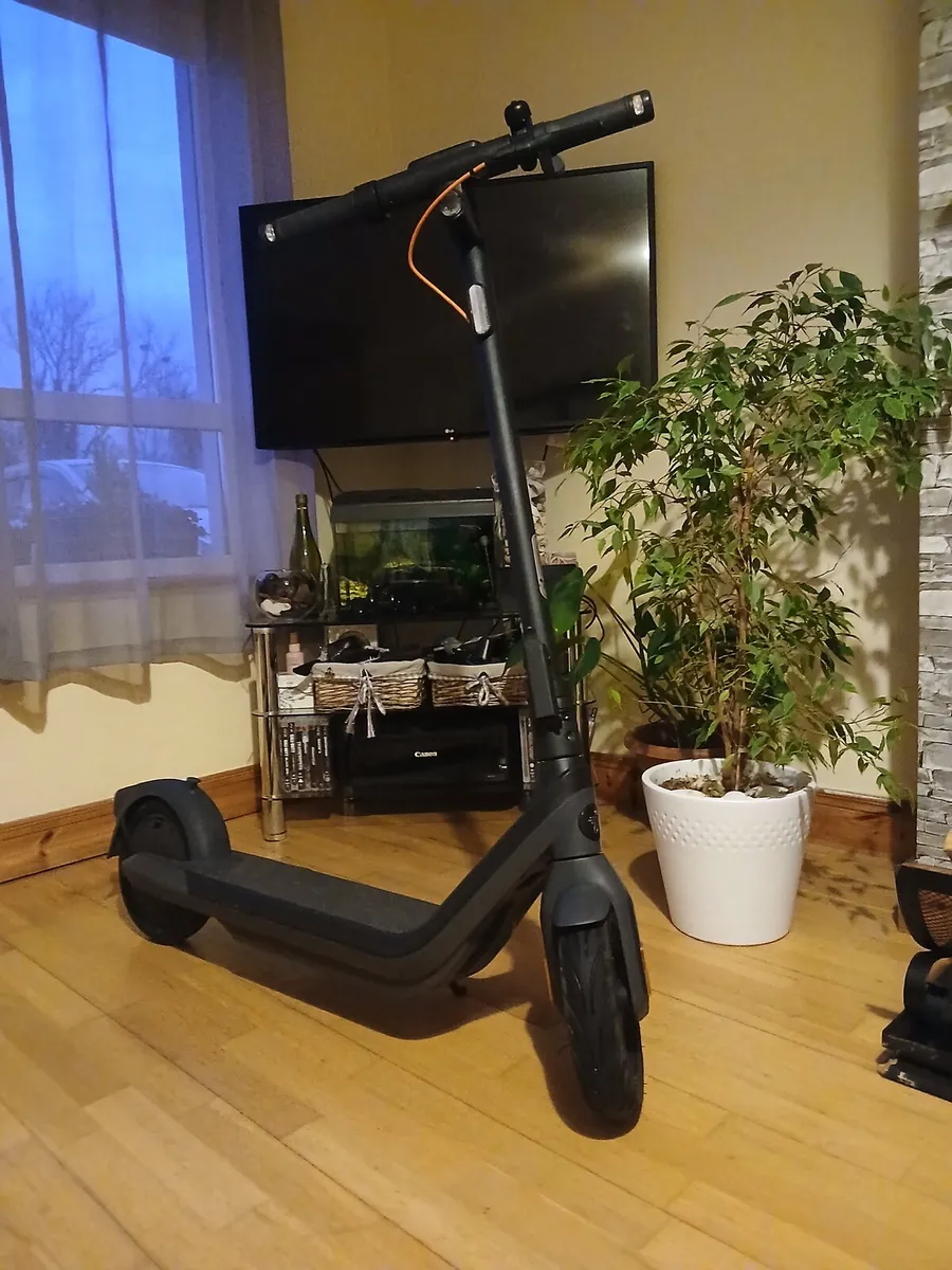 Electric scooter - Image 1