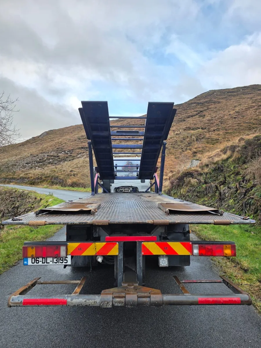 Iveco 140e18 recovery tilt and slide - Image 3