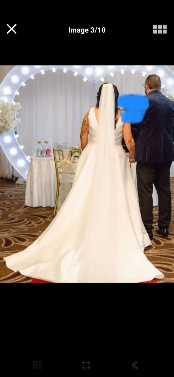 Wedding dress - Image 3