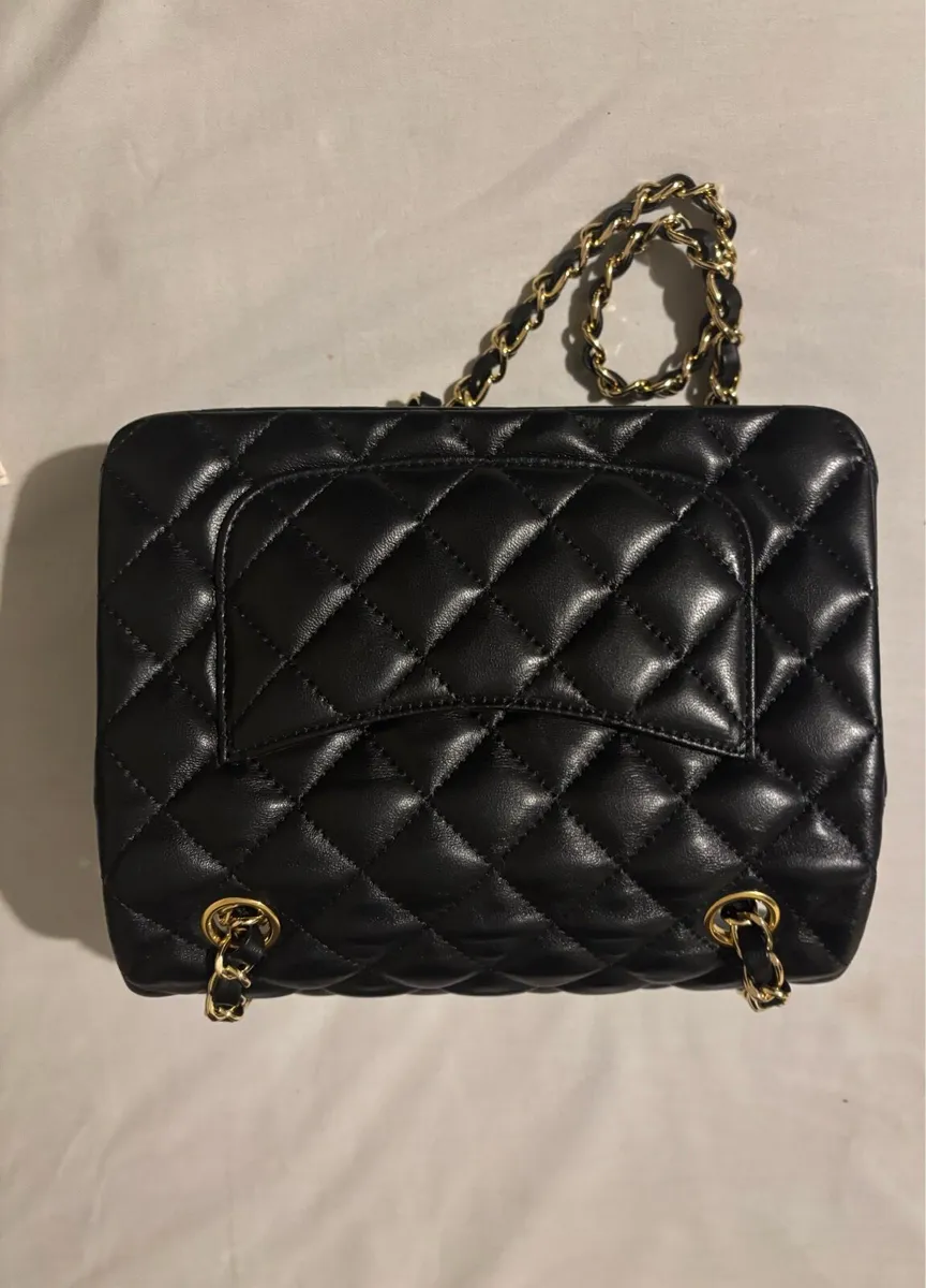 Chanel Mini Classic handbag - Image 2