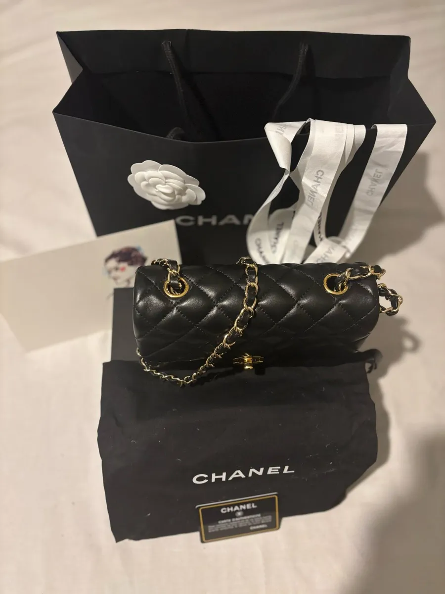 Chanel Mini Classic handbag - Image 4