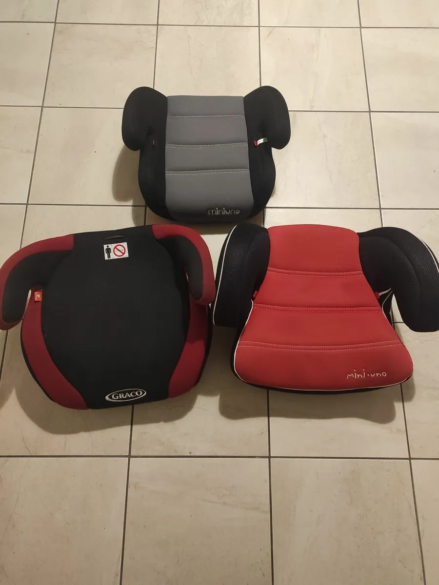 Car seat  booster cushion - Image 1