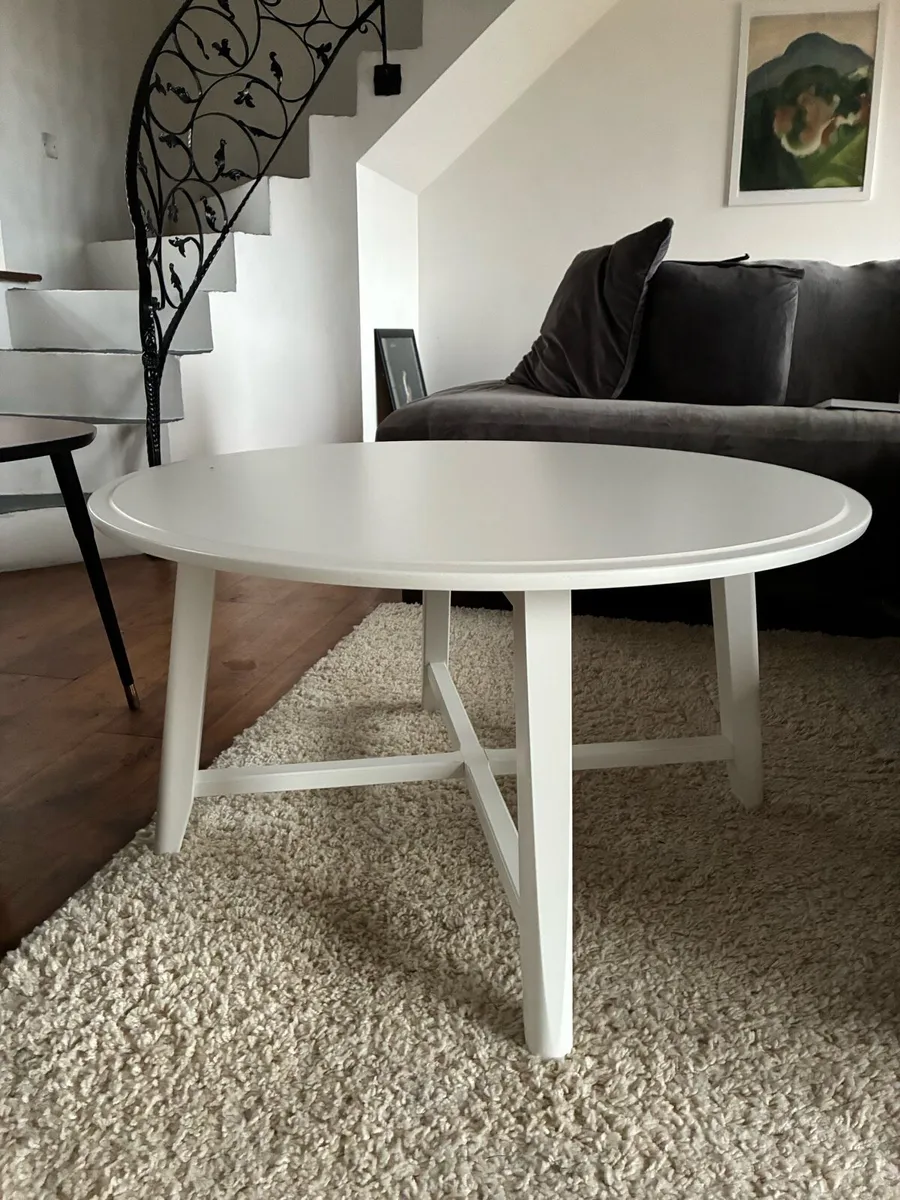 Brand new - never used- Round coffee table - Image 2