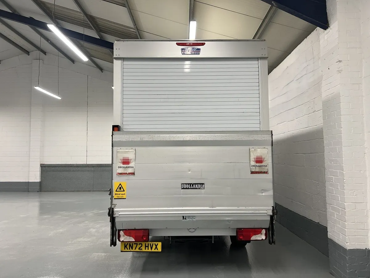 2022 Mercedes-Benz Sprinter Luton Box Van - Image 3
