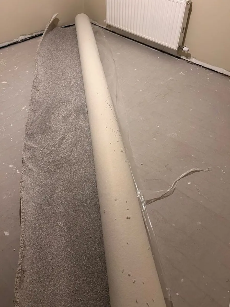 3x4m brand new roll of carpet - Image 2