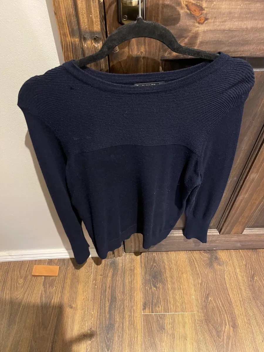 ladies clothing - Image 2