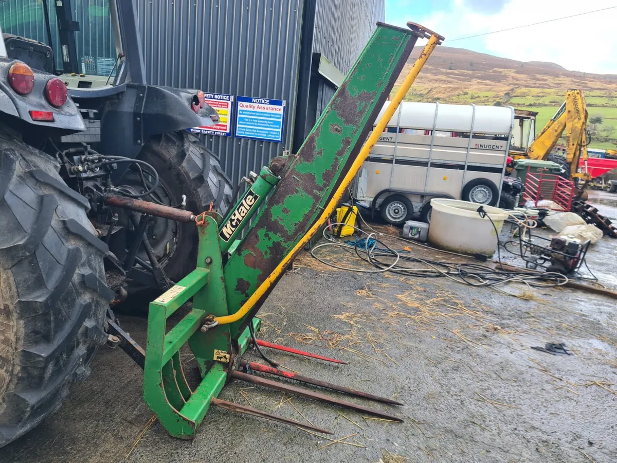 Mchale Bale splitter - Image 1