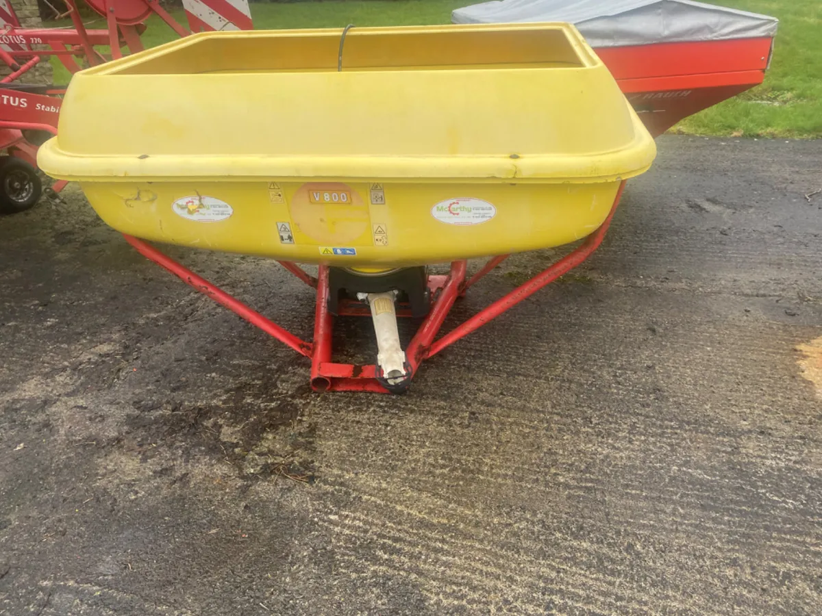 Cosmo 1 ton spreader - Image 2