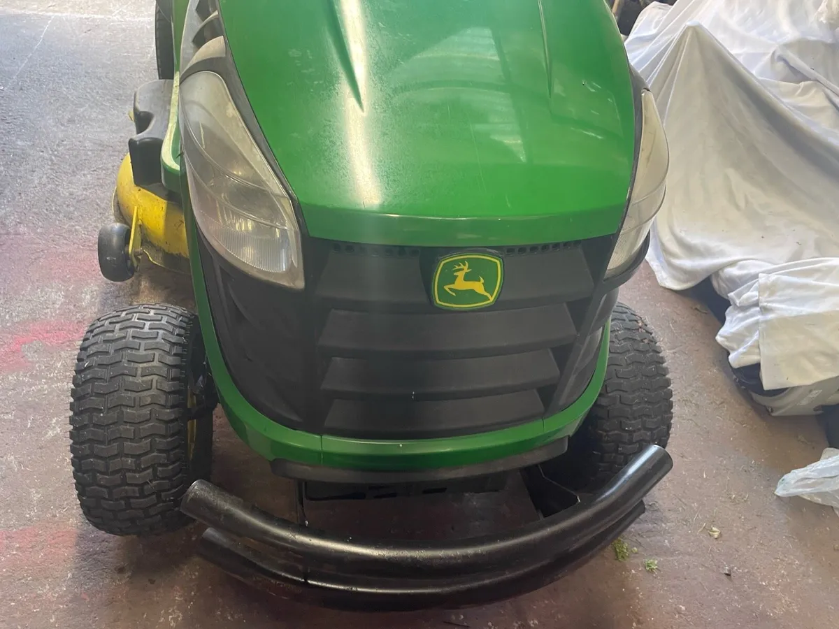 John Deere lawnmower - Image 2