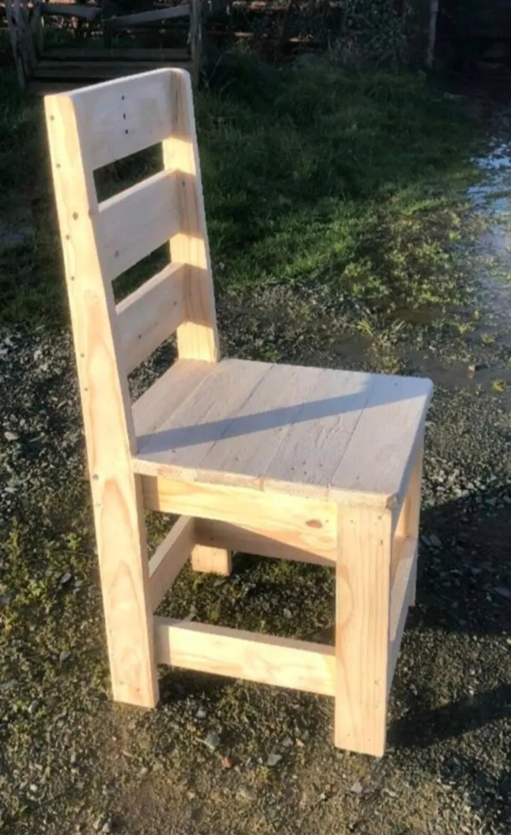 Handmade rustic table - Image 4