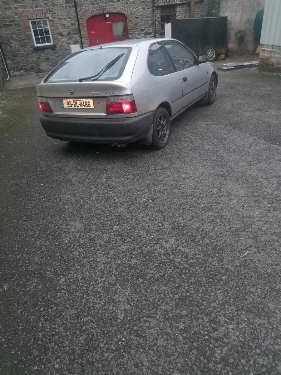 Toyota Corolla - Image 4