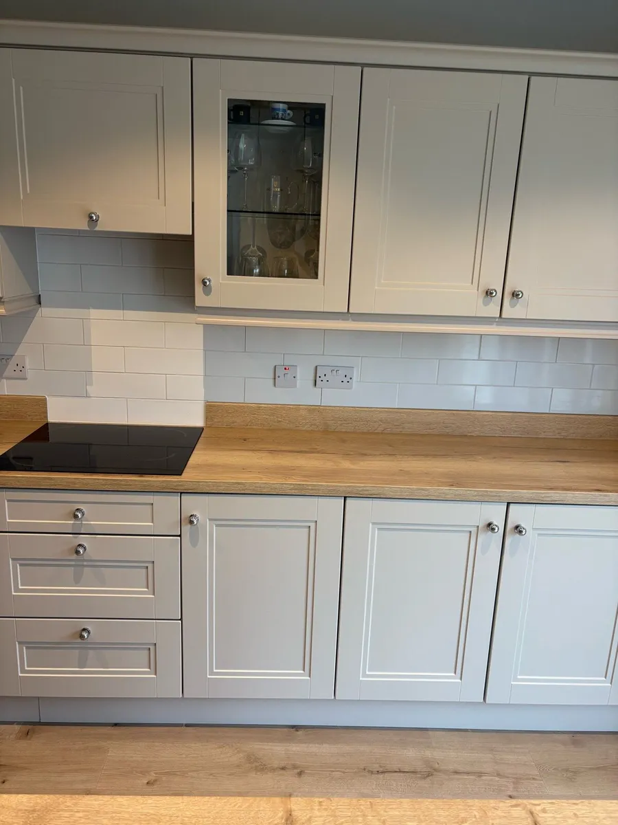 Kitchen Cabinet Units - Image 1