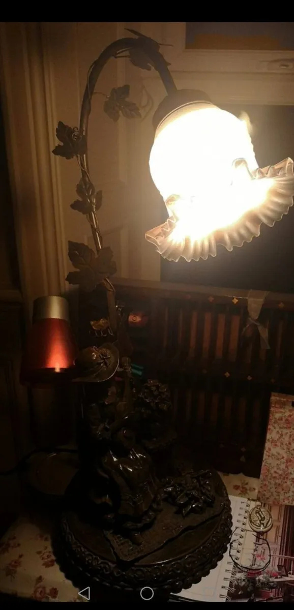 **CLEARANCE** Brand New Unusual Desk / Table Lamp - Image 2