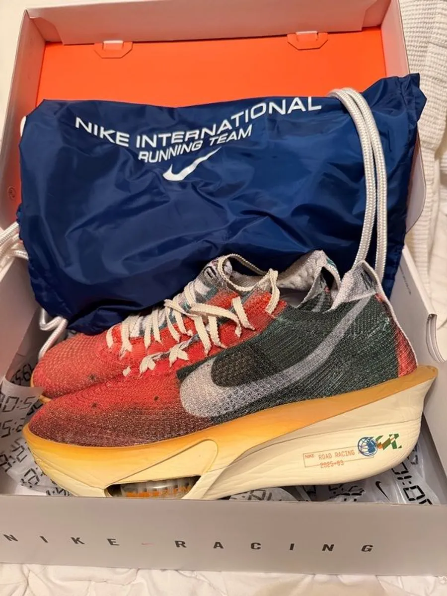 Nike Alphafly 3 Premium Edition - Image 1