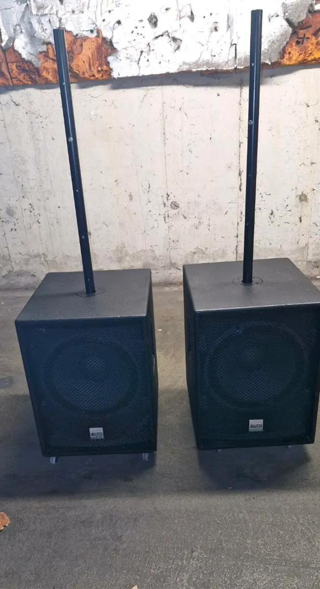 Pair Alto Truesonic 1200 watt bass subs - Image 1