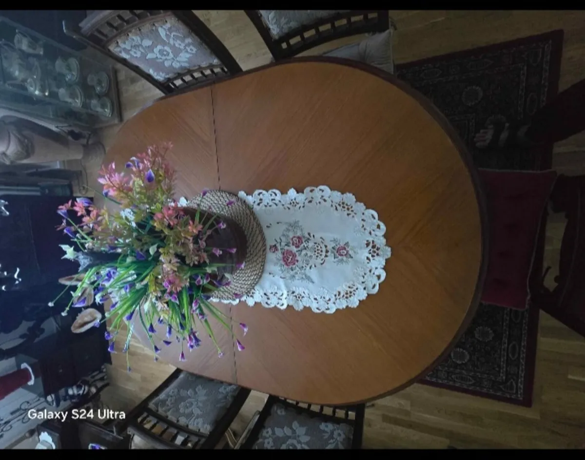 Dinning Table - Image 2