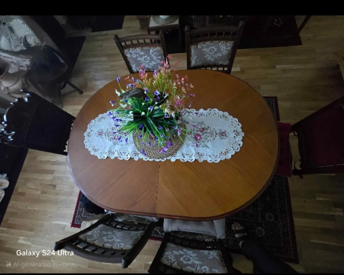 Dinning Table - Image 3