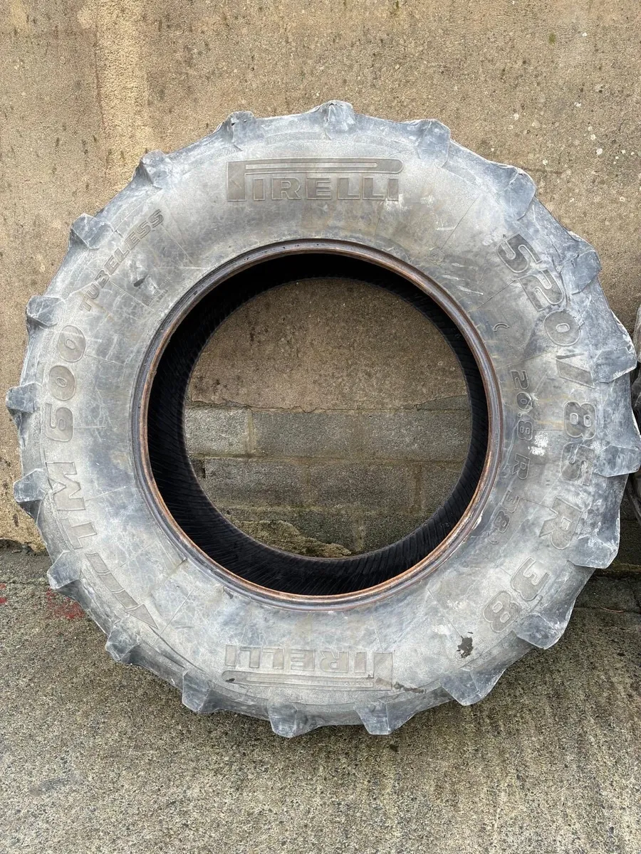 Tractor tyres - Image 1