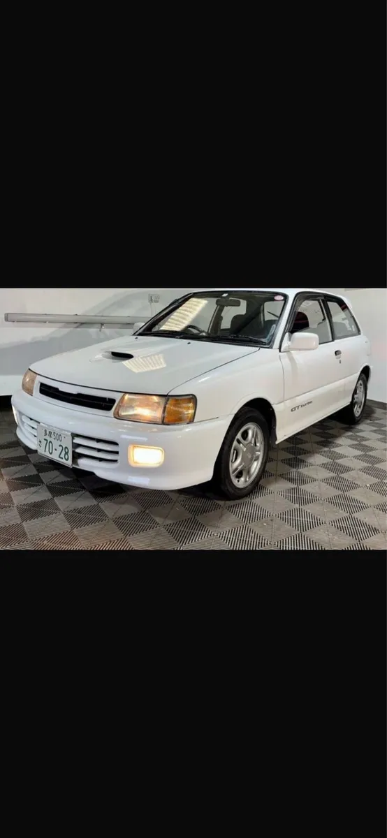 Toyota starlet - Image 4