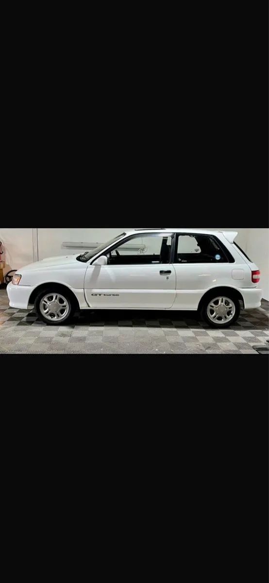 Toyota starlet - Image 1