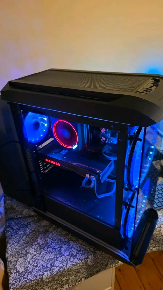 Gaming PC + extras - Image 1
