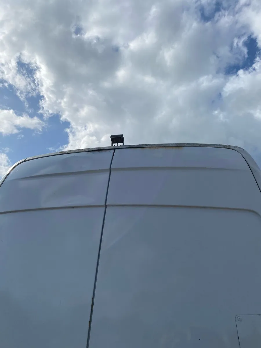 Mercedes Sprinter - Image 3