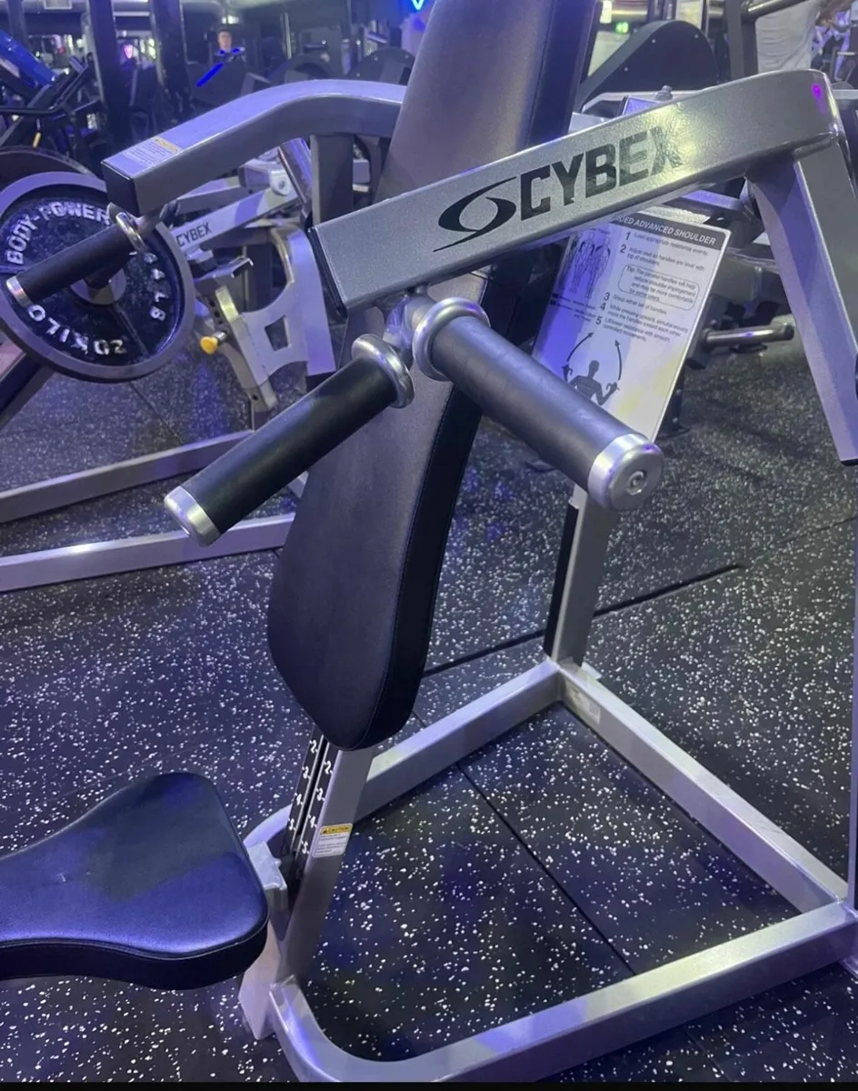 Cybex Advanced Shoulder Press - Image 1