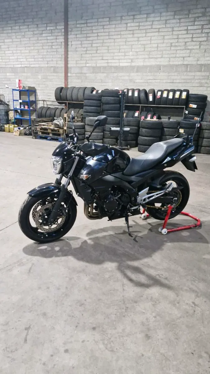 Suzuki GSR 600 - Image 1