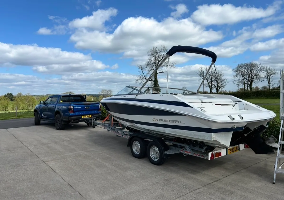 REGAL 2000 BOWRIDER YEAR 2004 /2005 - Image 1