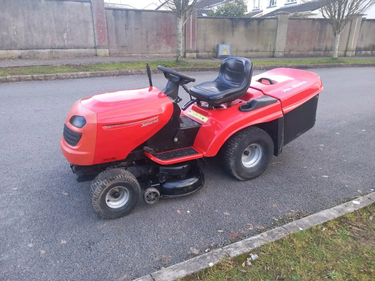 Ride on lawnmower - Image 2