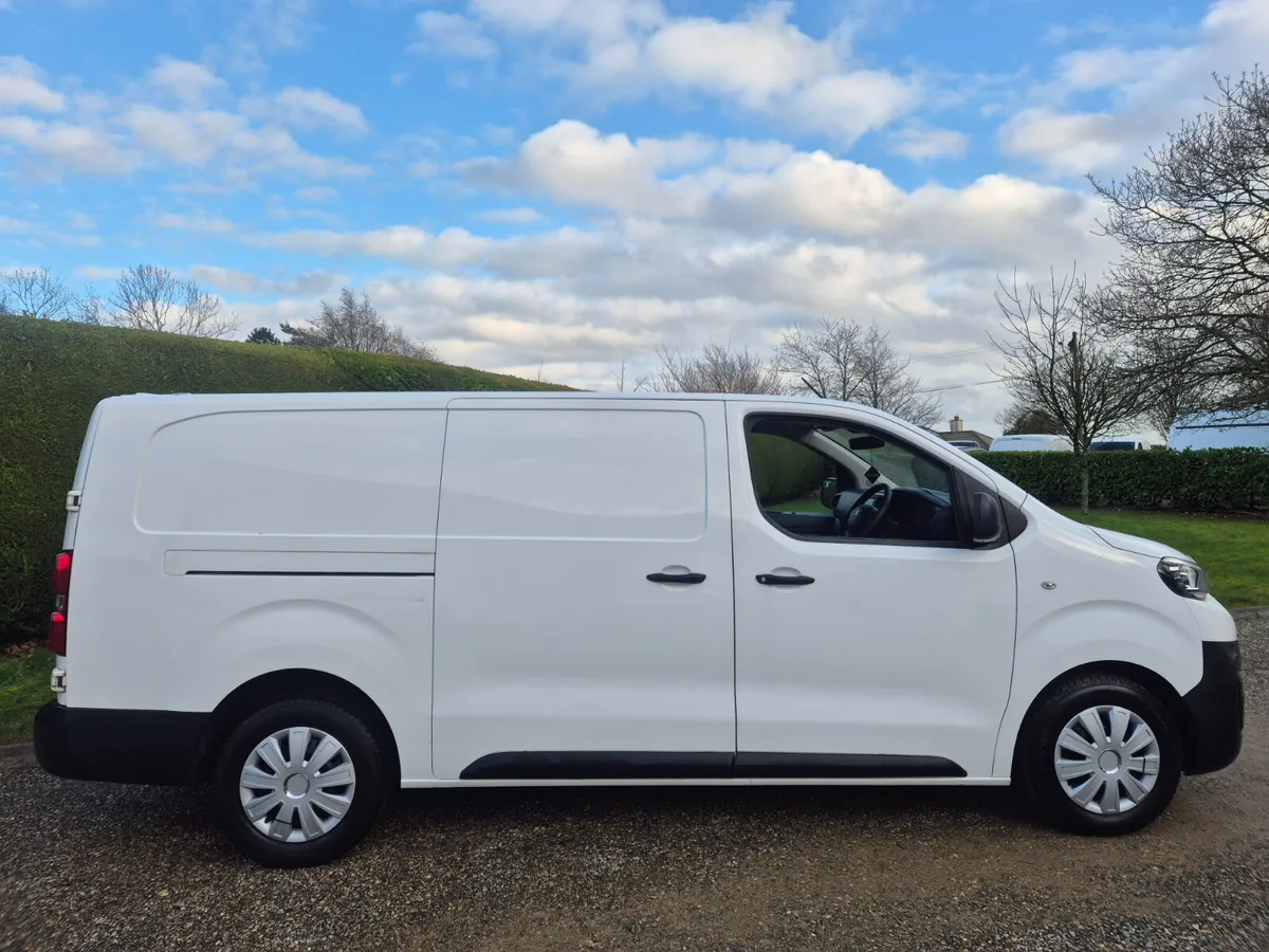 202'Peugeot Expert 'Professional' 2.0 Hdi 6 Speed - Image 3