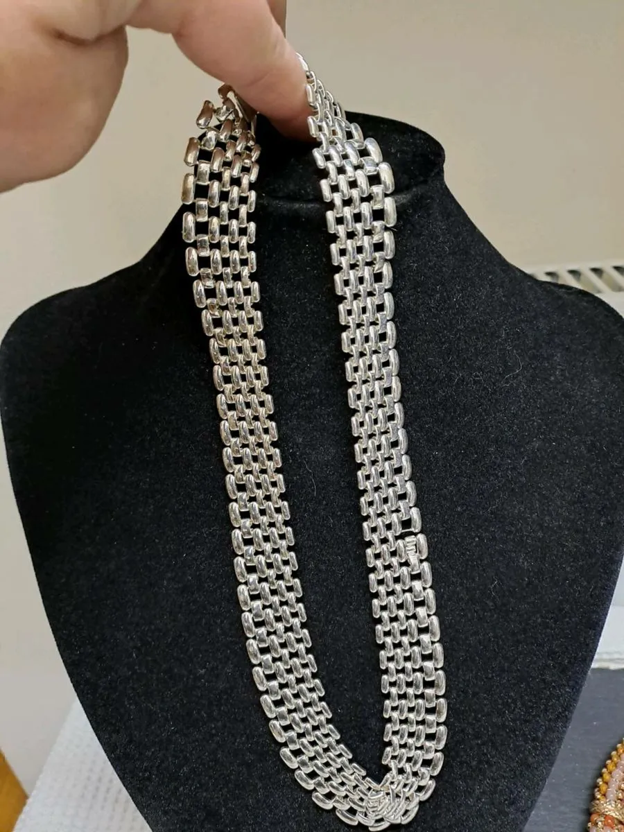 Vintage Avon Silver Tone Multi-Strand Necklace - Image 3