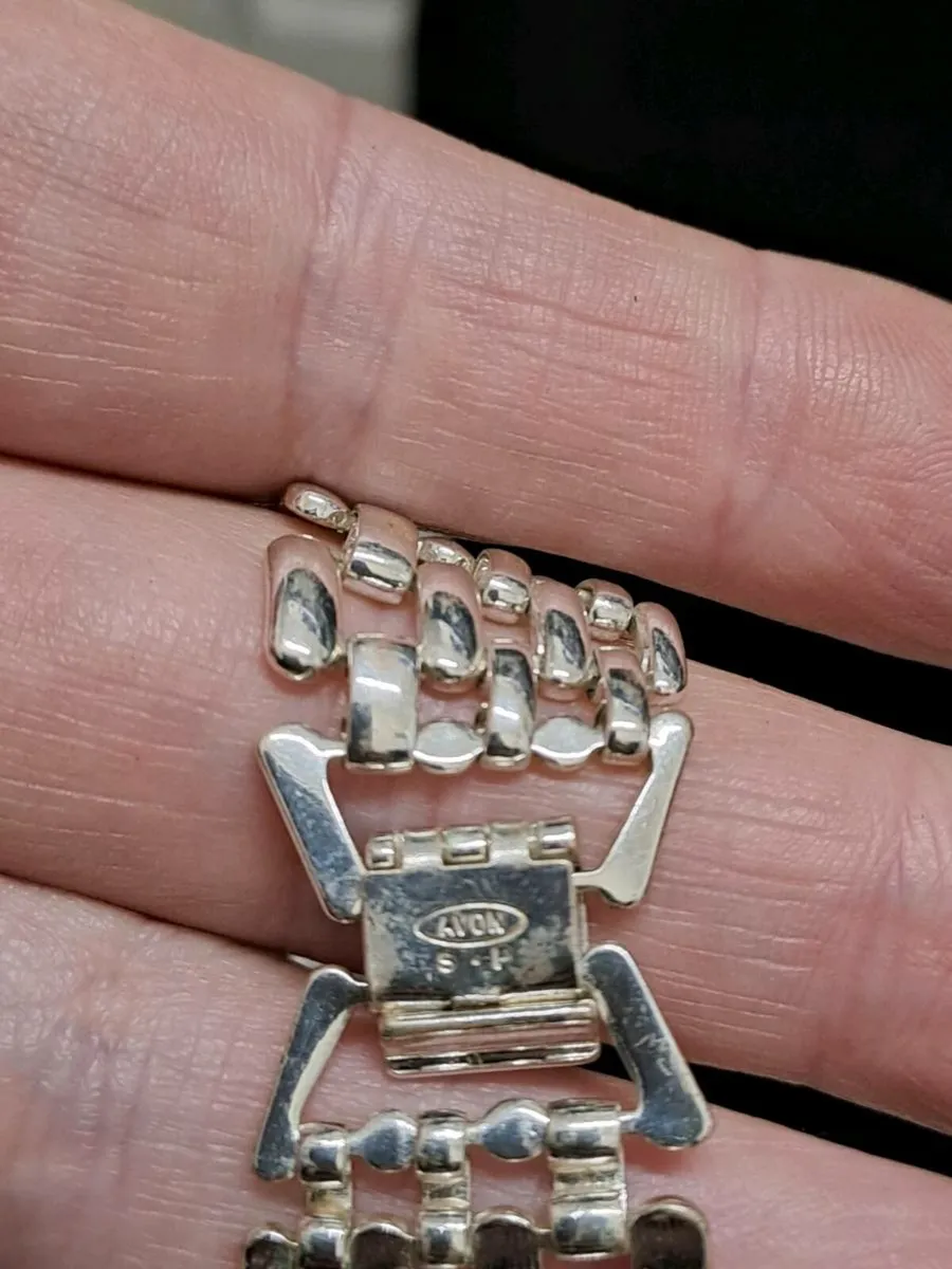 Vintage Avon Silver Tone Multi-Strand Necklace - Image 4