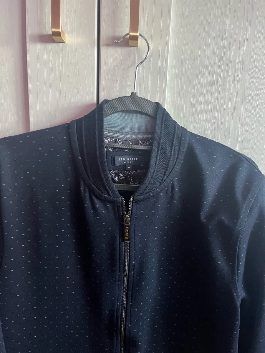 Ted baker full zip sweatshirt - Image 2