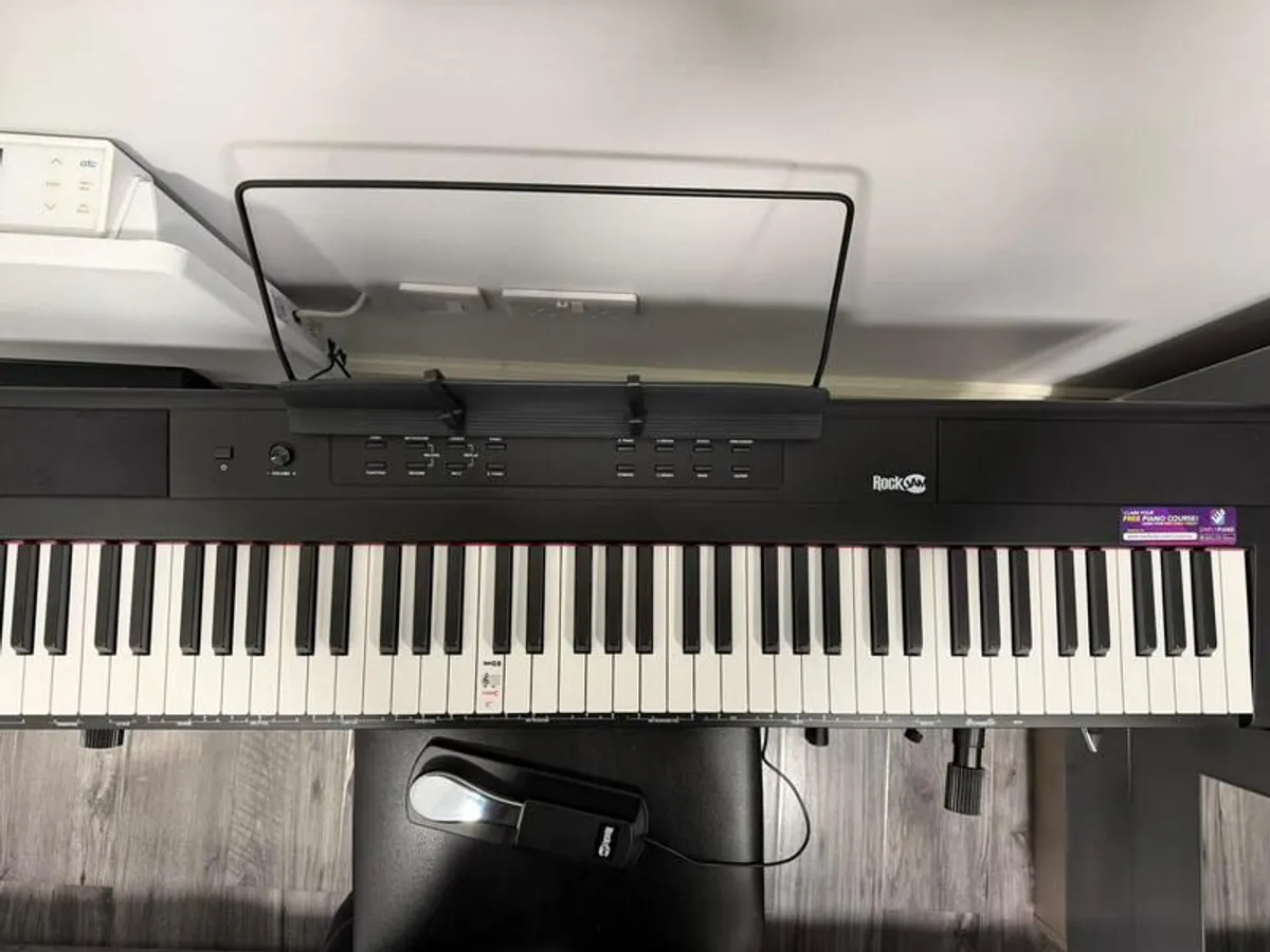 RockJam 88 Key Digital Piano with Full Size Semi-Weighted Keys - Image 4