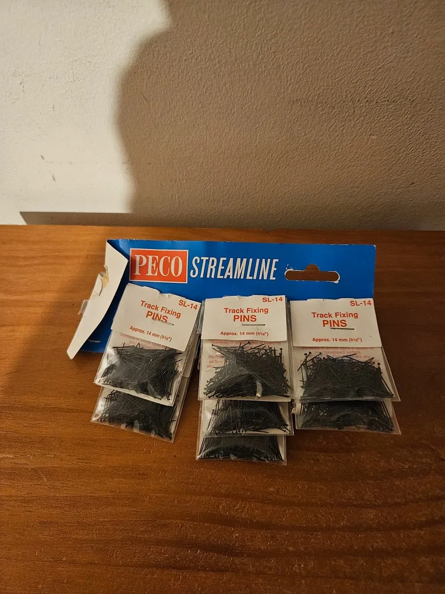 Hornby Peco Track Pins