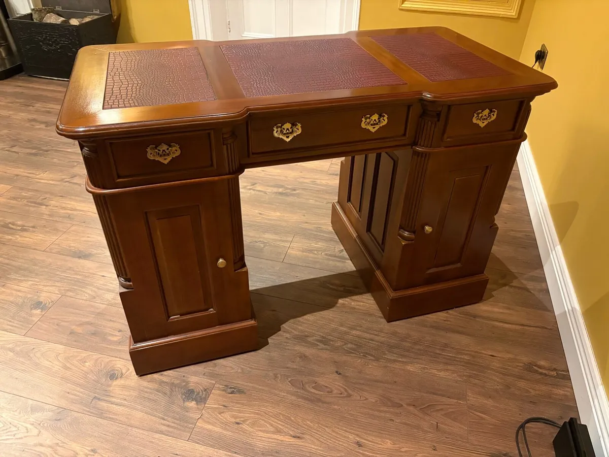 Partners Office Desk - Image 3