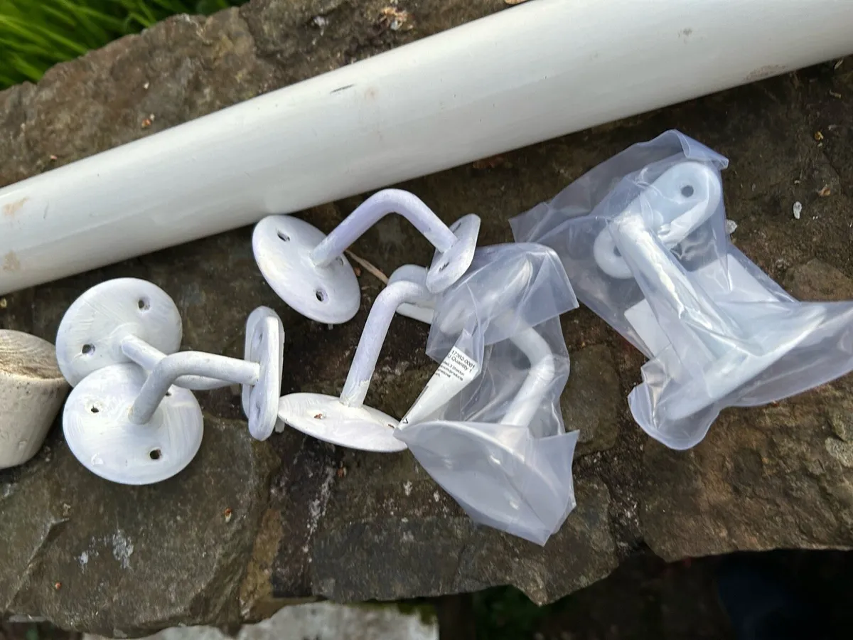 Bannister Rails & Support Brackets - Image 1