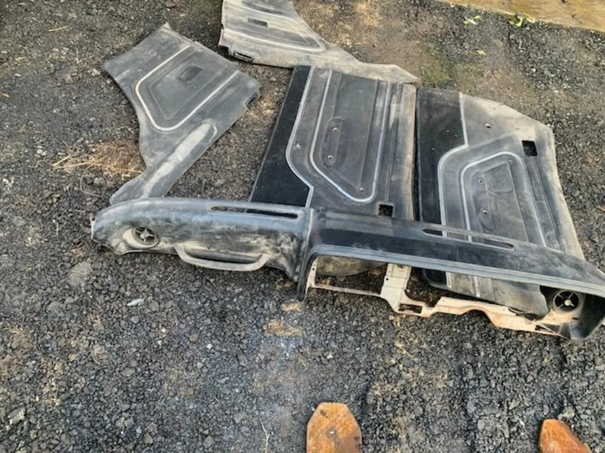 ford capri dash - Image 1