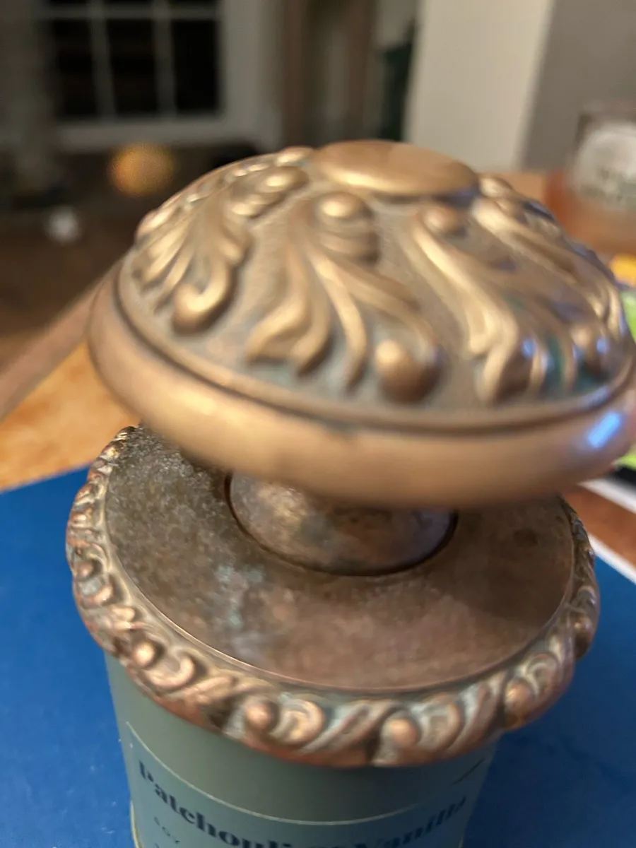 Solid Brass Pulling Knob for Exterior of Front Doo - Image 4
