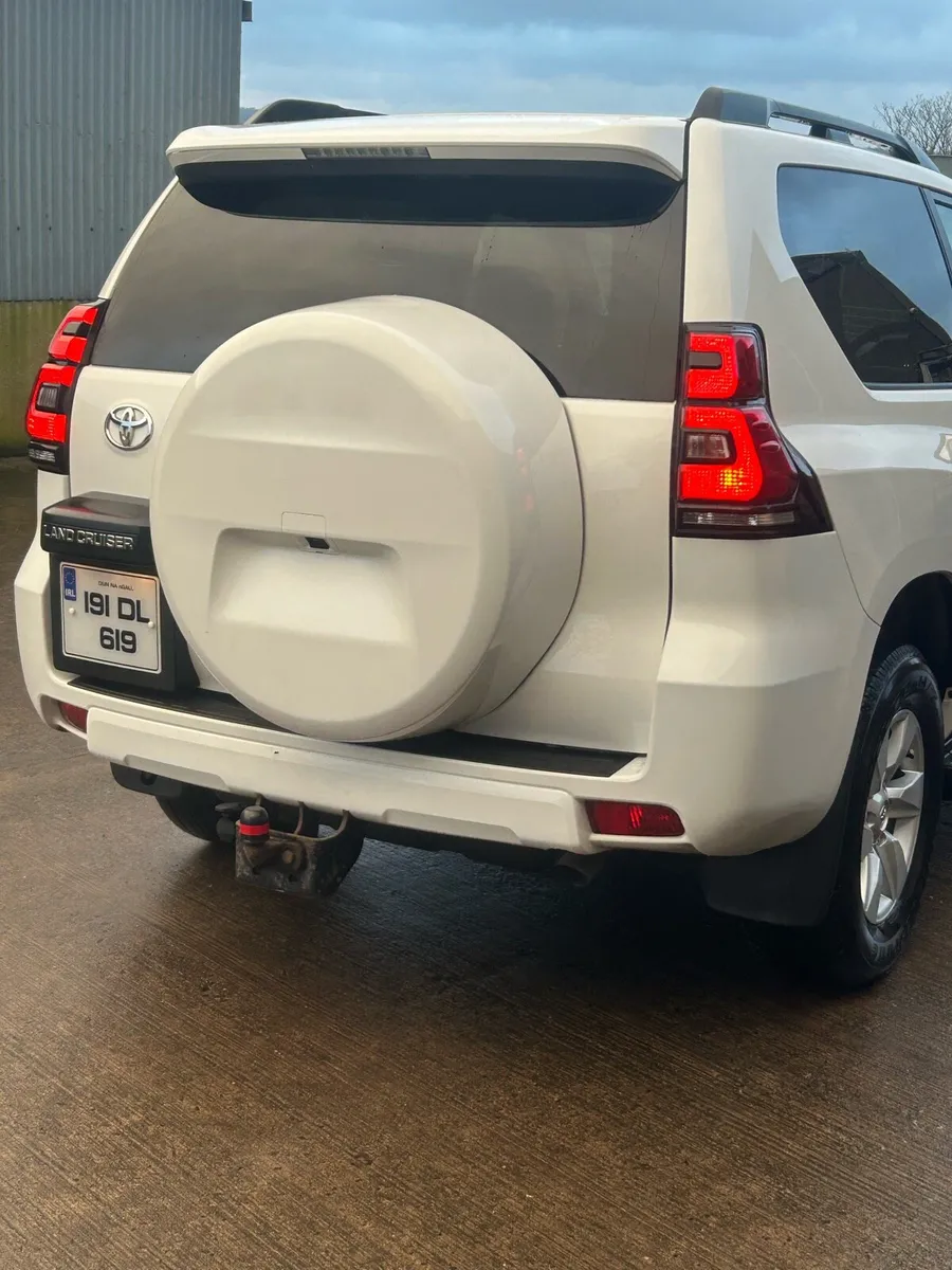 Toyota Landcruiser - Image 2