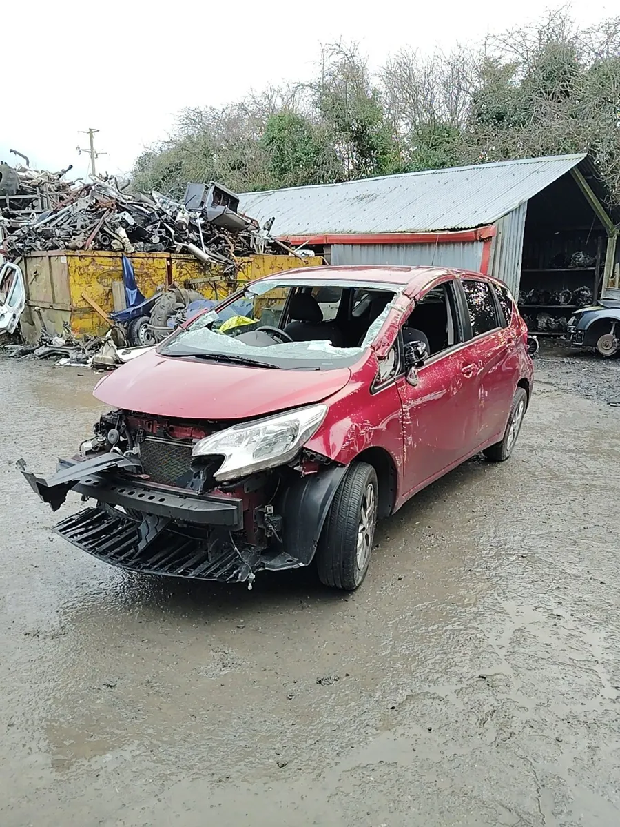 Breaking nissan note 2015 petrol manual - Image 1