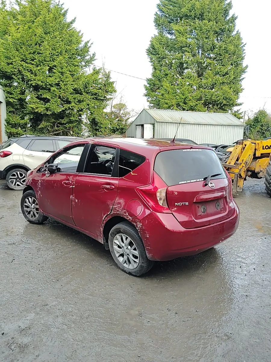 Breaking nissan note 2015 petrol manual - Image 2