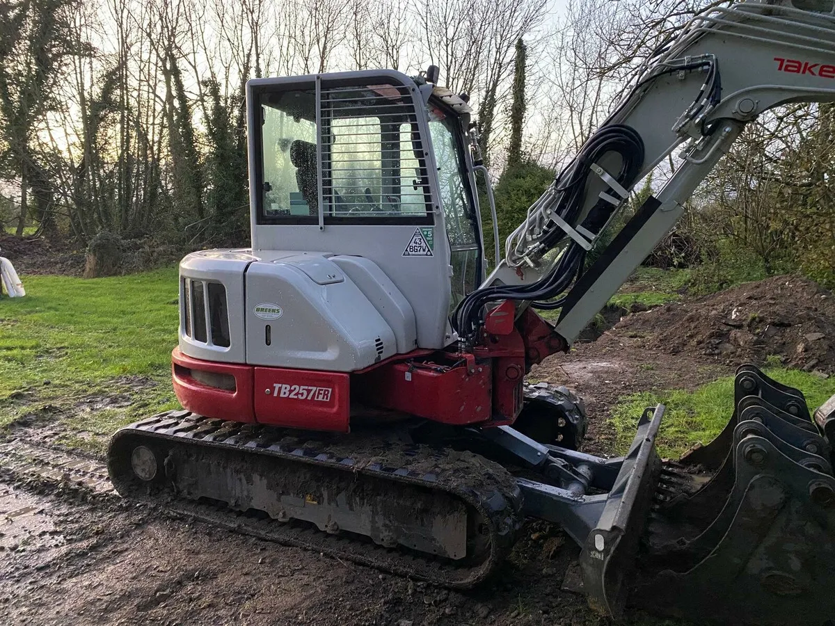 Excavator Takeuchi TB257FR - Image 3
