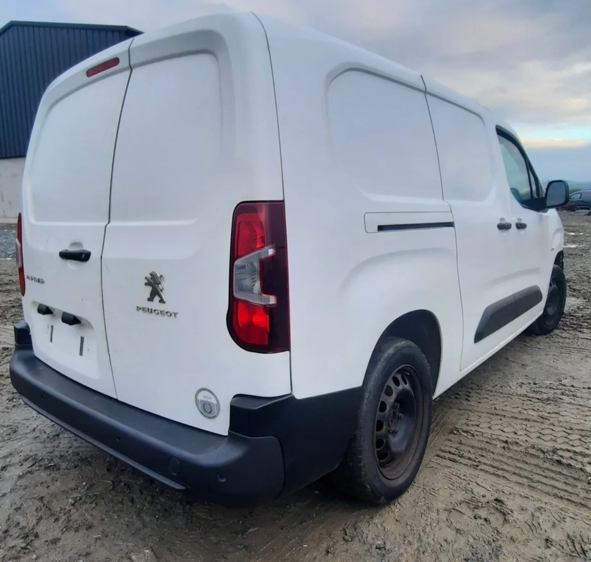 2019 Peugeot Partner For Dismantling - Image 1