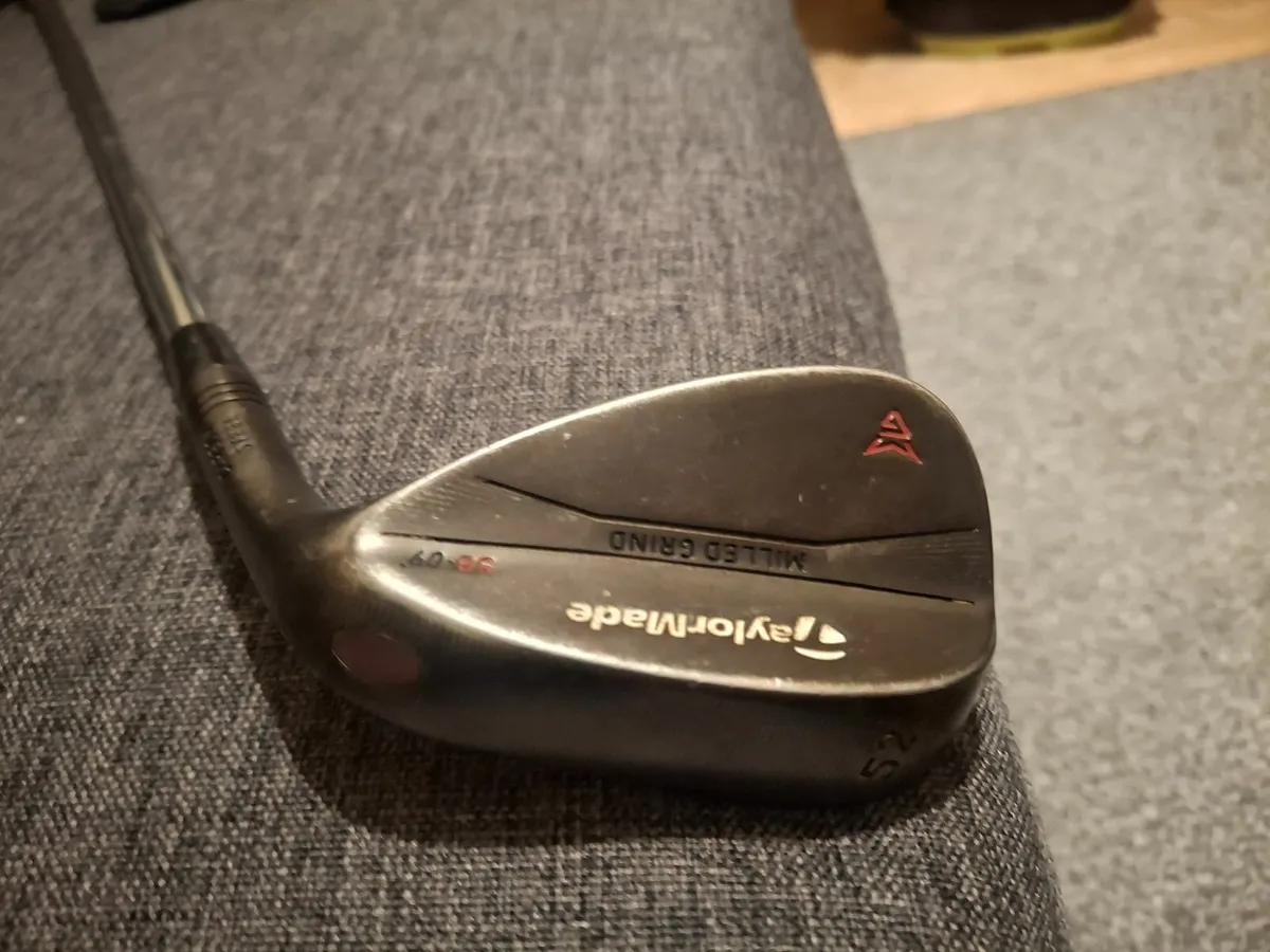 Golf clubs - Image 1