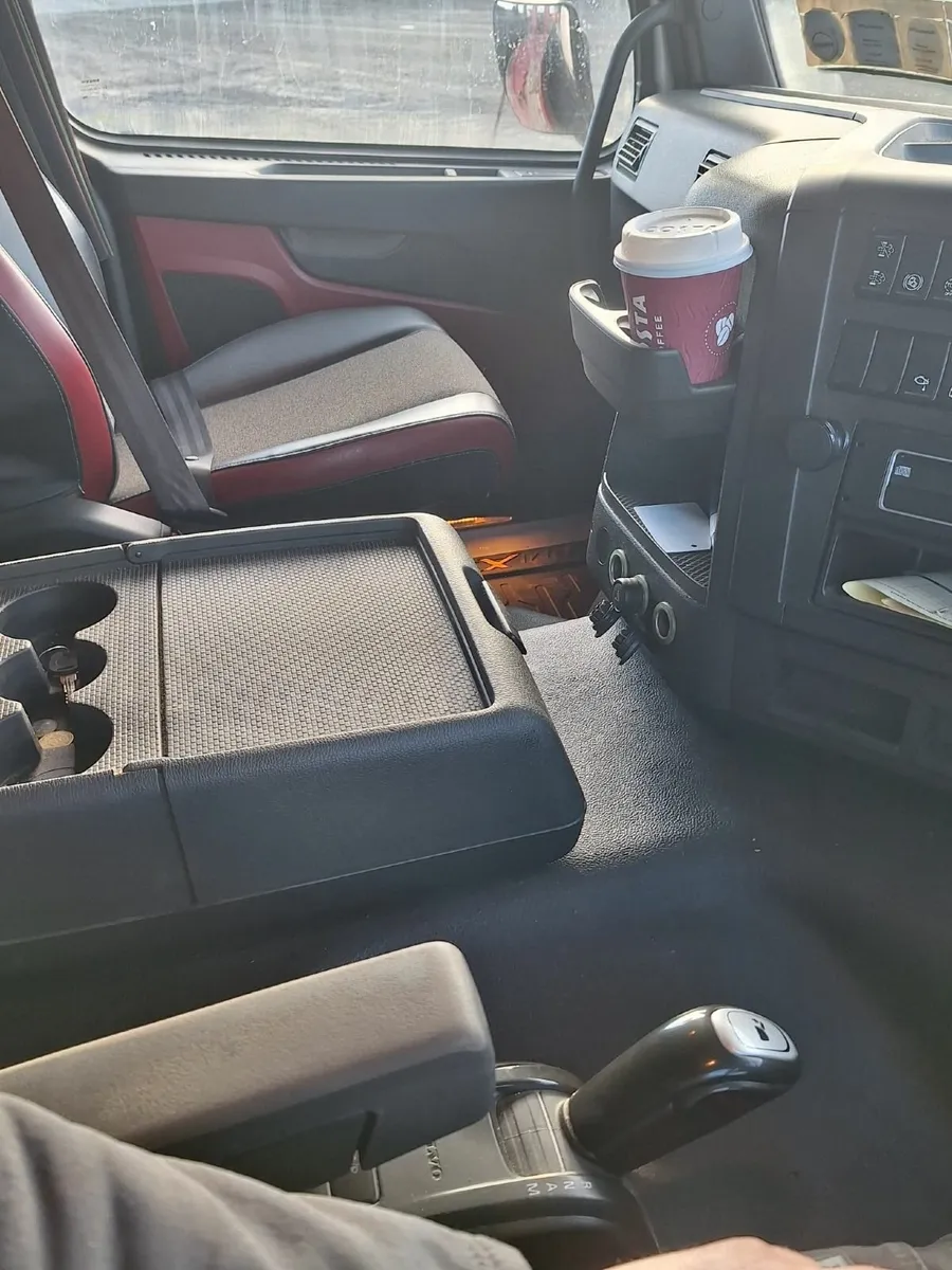 Volvo Other 2020 - Image 2